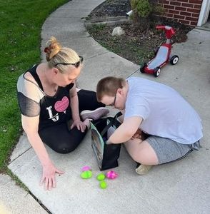 Meet your Posher, Joy